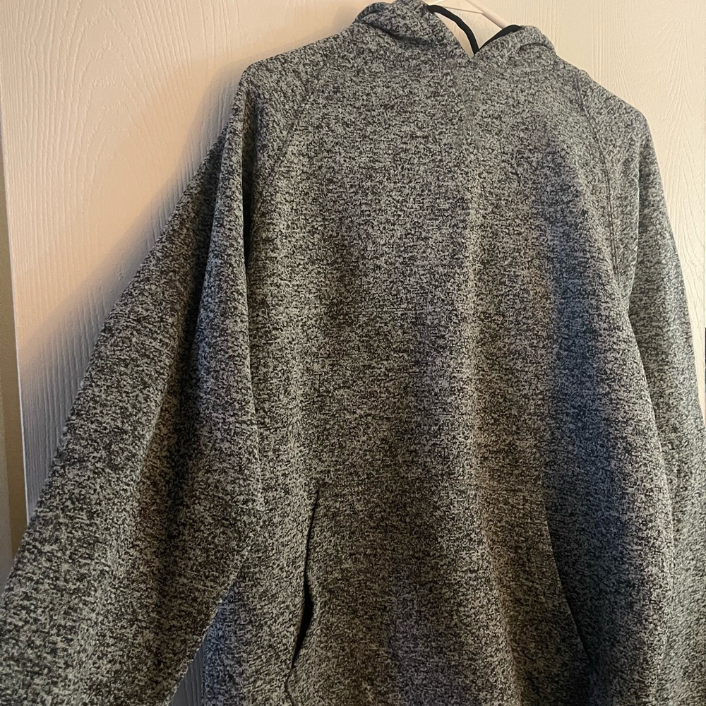Gray Crew Neck Sweatshirt with Ribbed Cuffs